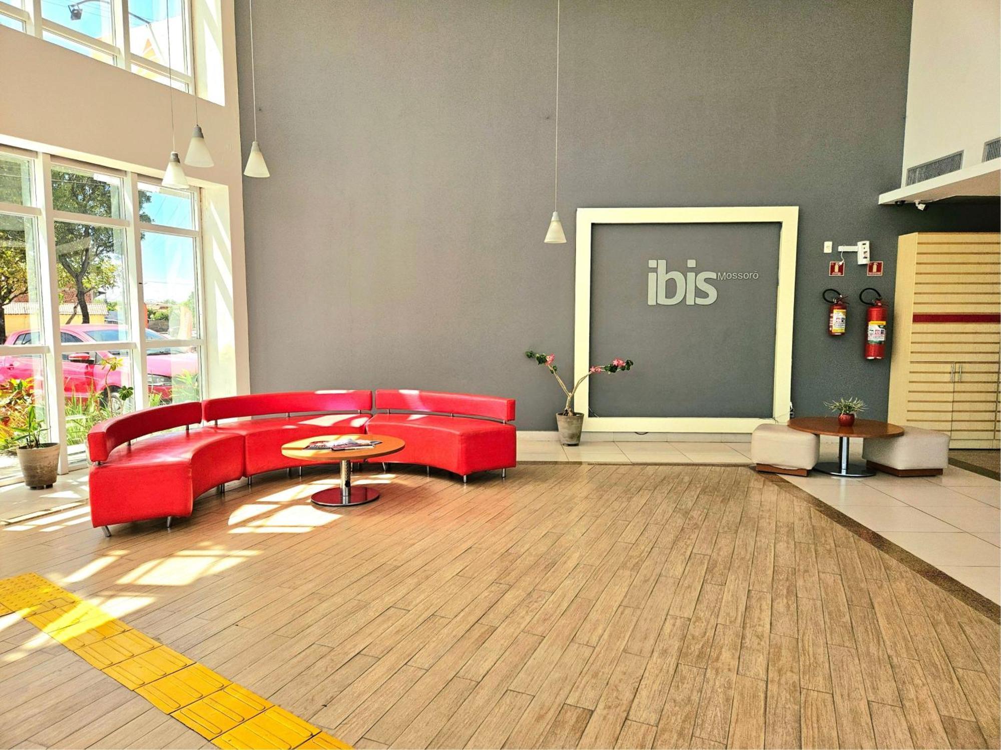 Ibis Mossoro Hotel Exterior foto
